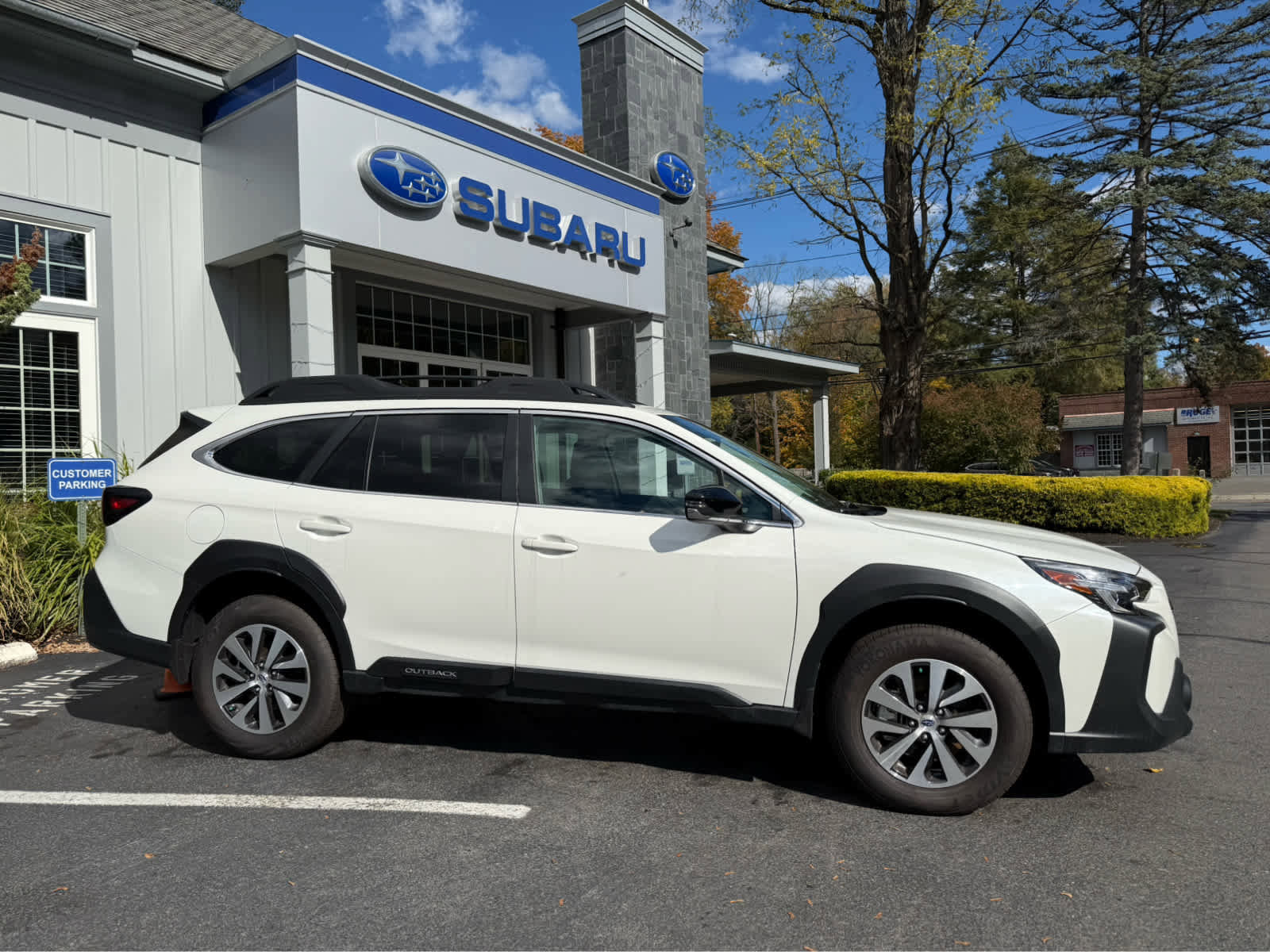 New 2025 Subaru Outback Premium w/ Popular Package #1 image 3