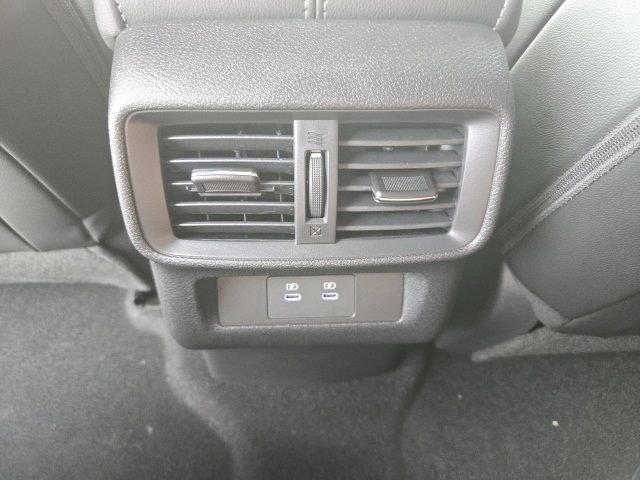 Certified 2025 Nissan Murano SV image 13