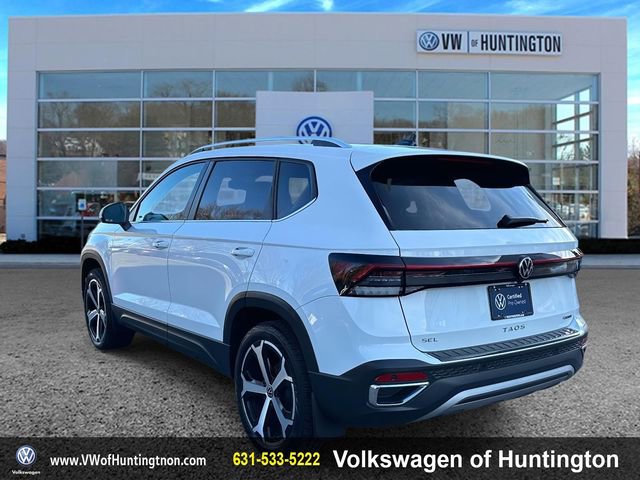 Certified 2025 Volkswagen Taos SEL w/ Taos Adventure Package (SXB) image 6