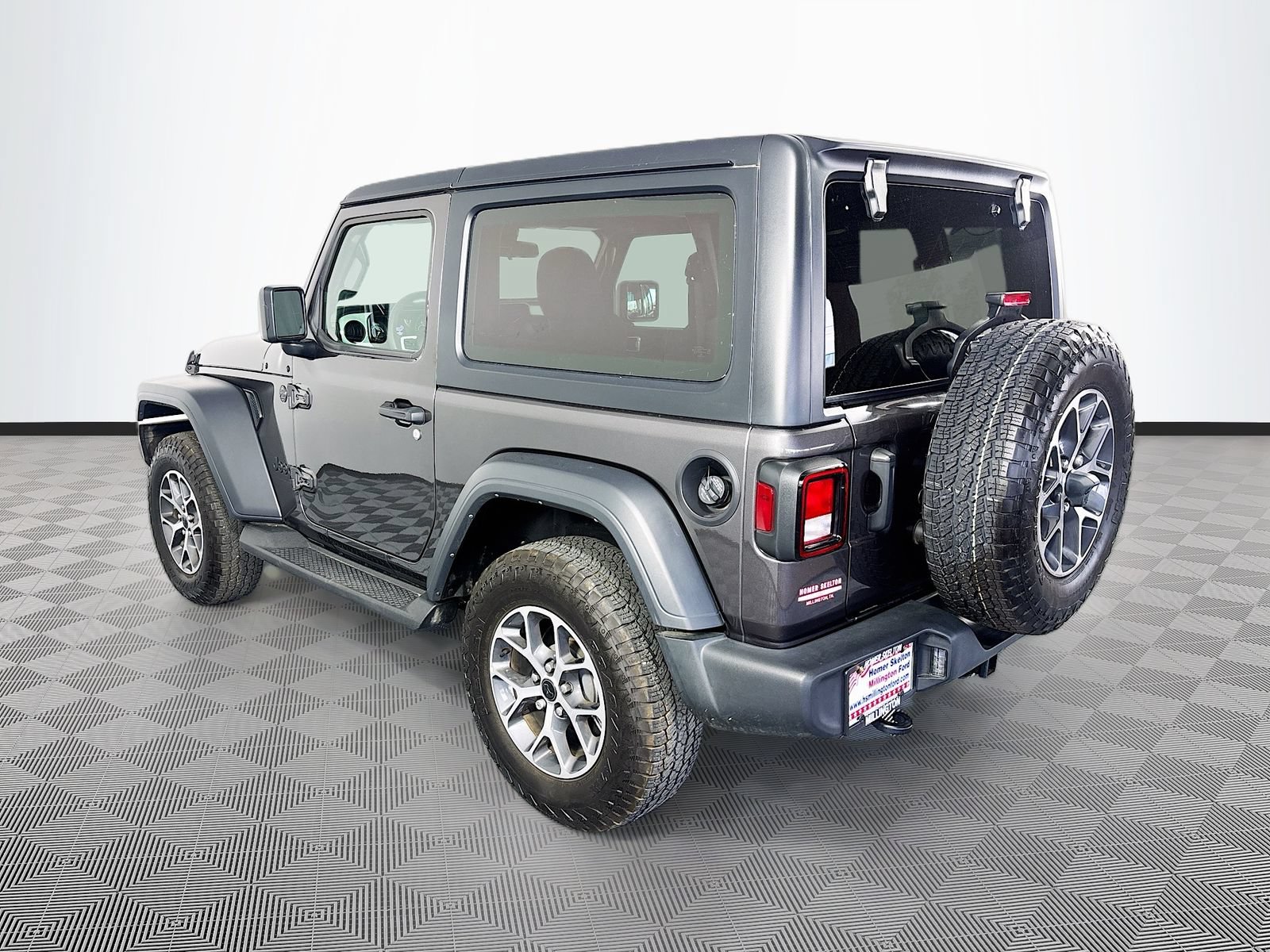 Used 2024 Jeep Wrangler Sport AWD/4WD image 5