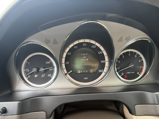 Used 2009 Mercedes-Benz C 300 Sedan image 20