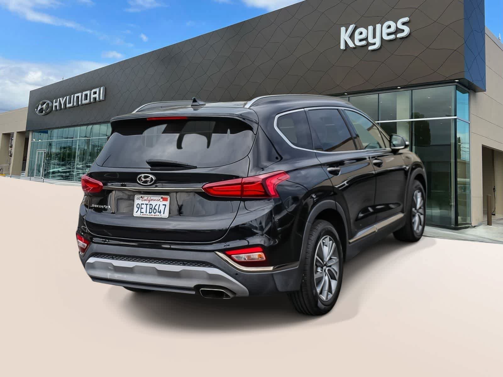 Used 2019 Hyundai Santa Fe FWD image 4
