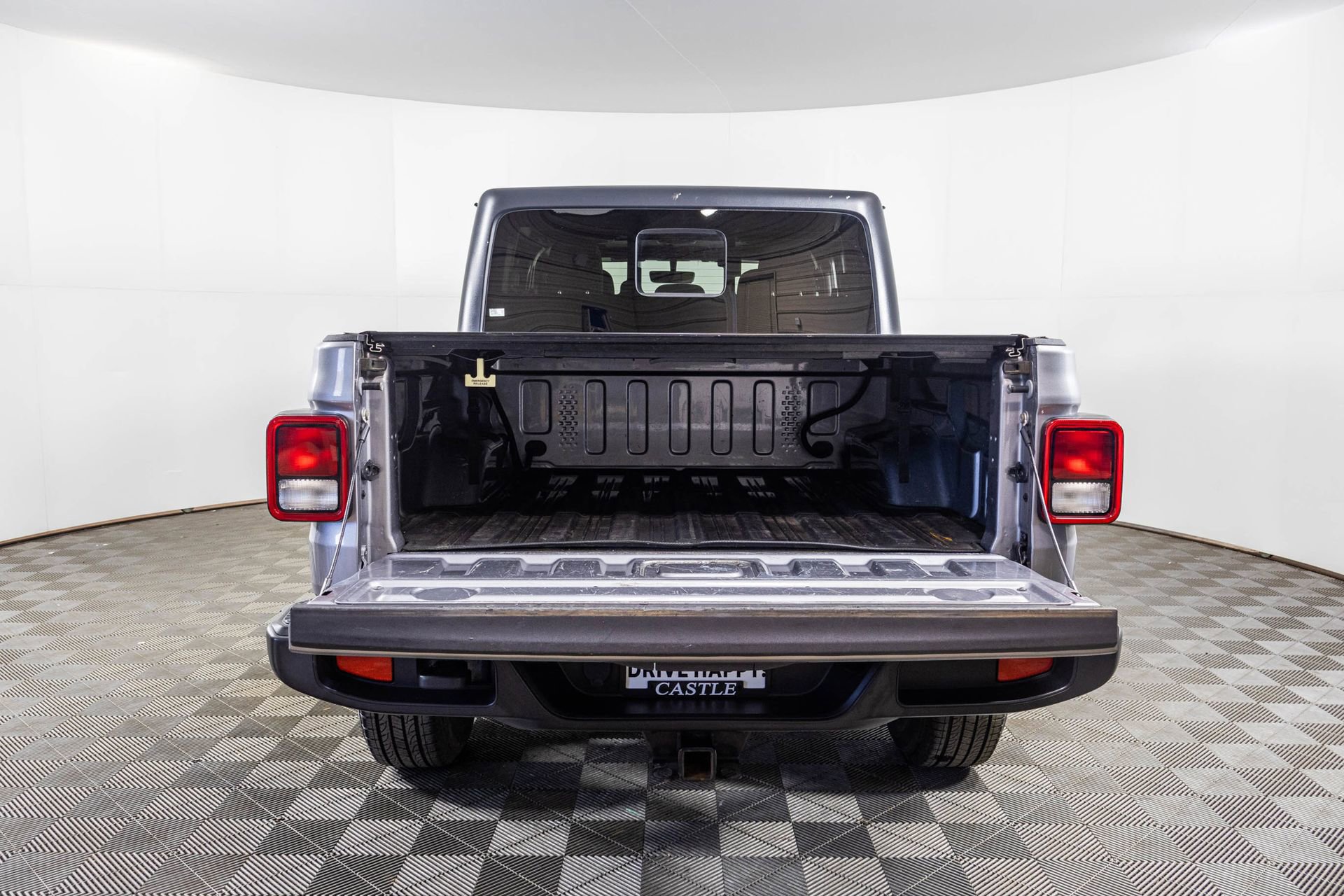 Used 2020 Jeep Gladiator Overland AWD/4WD image 40