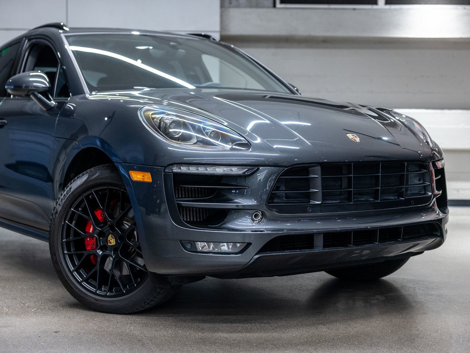 Used 2018 Porsche Macan GTS AWD/4WD image 15