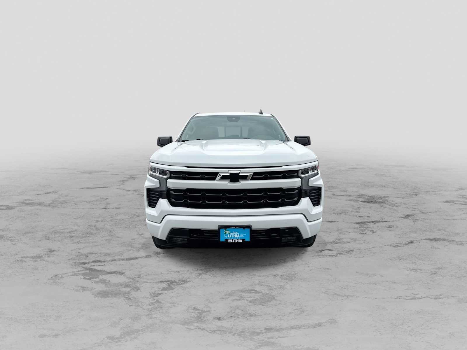 Used 2023 Chevrolet Silverado 1500 RST AWD/4WD image 3