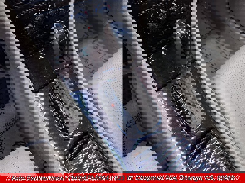 Used 2002 Mercedes-Benz C 240 Sedan image 15