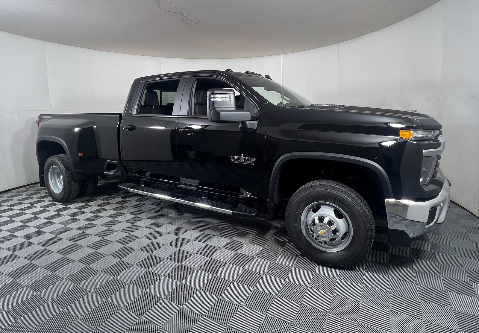 New 2026 Chevrolet Silverado 3500 LT w/ Texas Edition