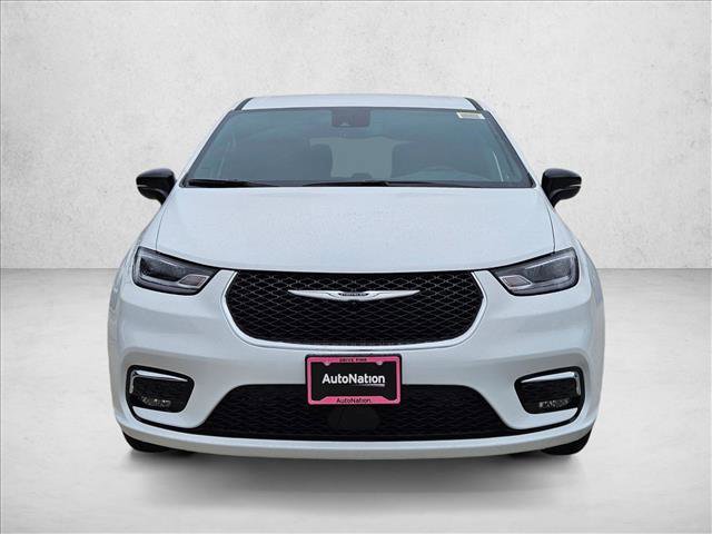 New 2026 Chrysler Pacifica Select FWD image 6