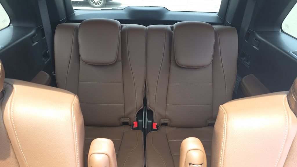 Certified 2024 Mercedes-Benz GLS 450 4MATIC image 30