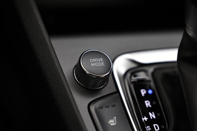 Used 2023 Hyundai Kona Limited image 41