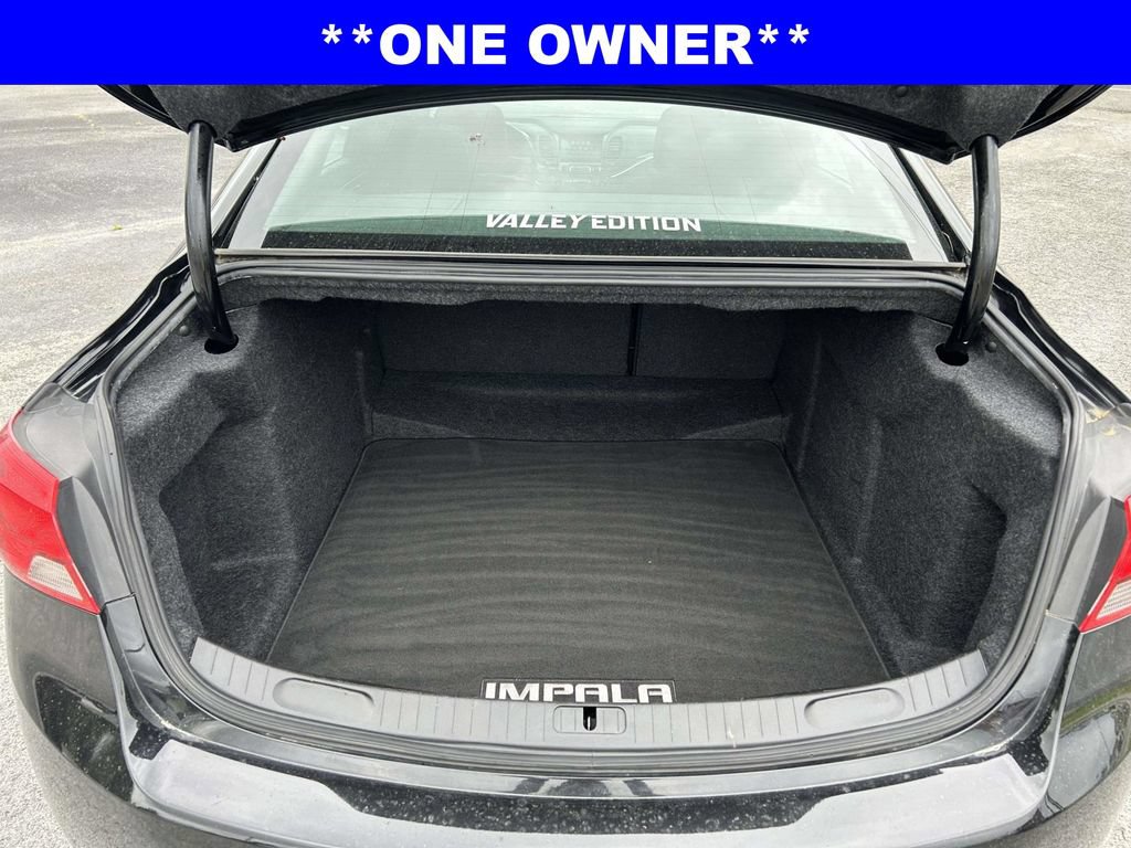 Used 2018 Chevrolet Impala Premier w/ Premier Confidence Package FWD image 11