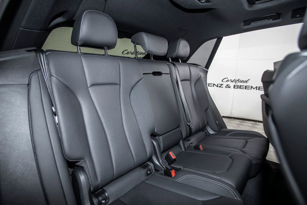 Used 2026 Audi Q8 Premium Plus AWD/4WD image 17