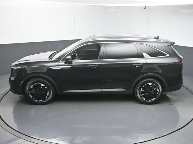 Used 2025 Kia Sorento S w/ Panoramic Sunroof Package FWD image 47