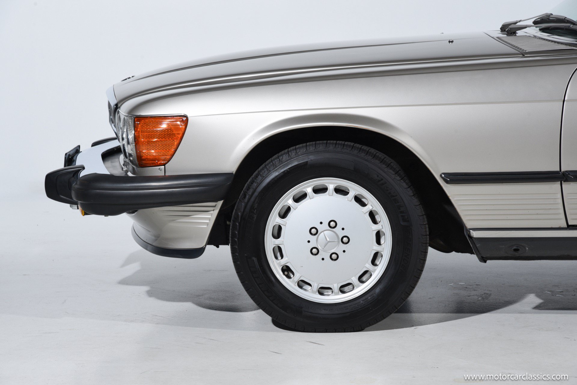 Used 1988 Mercedes-Benz 560 SL image 21