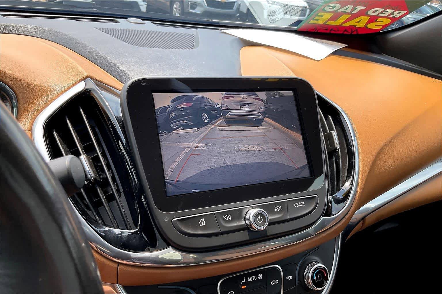 Used 2018 Chevrolet Volt Premier w/ Driver Confidence Package FWD image 21