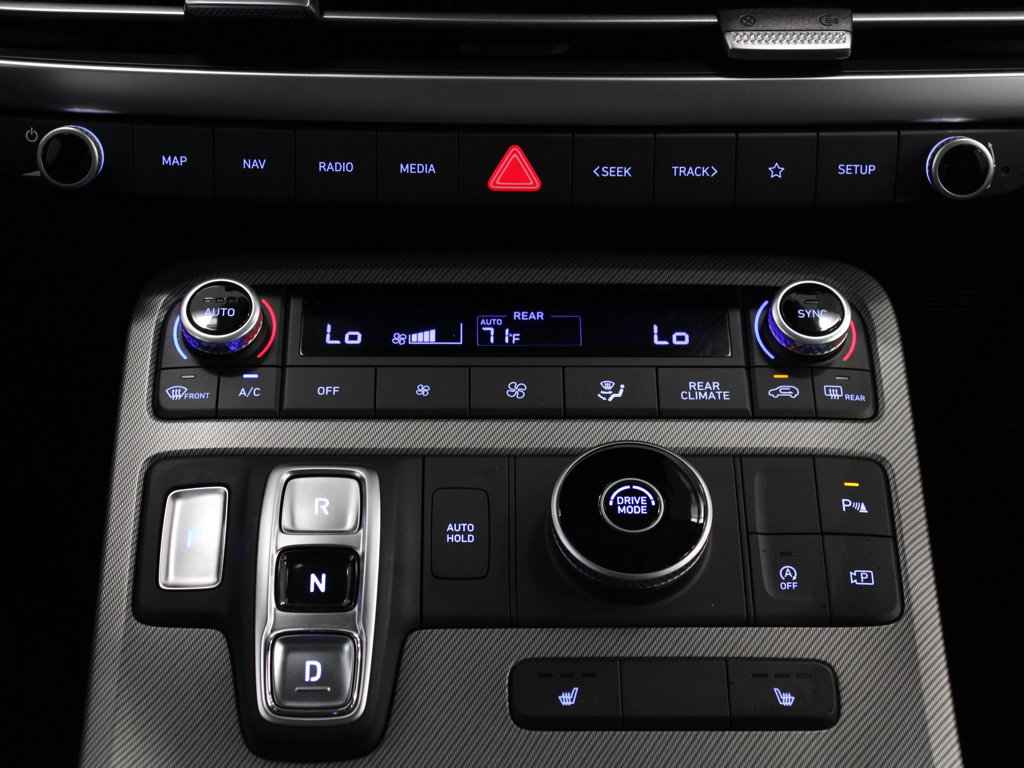 Used 2023 Hyundai Palisade SEL FWD image 24