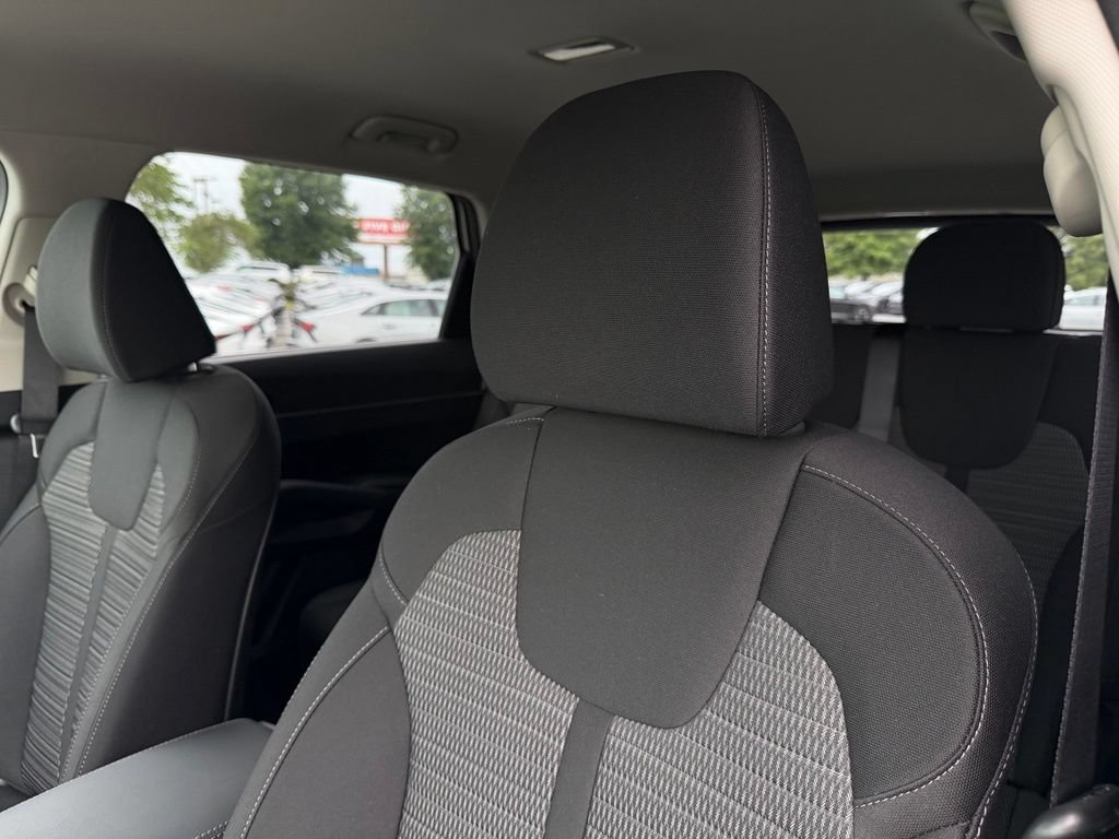 New 2026 Kia Sorento LX FWD image 12