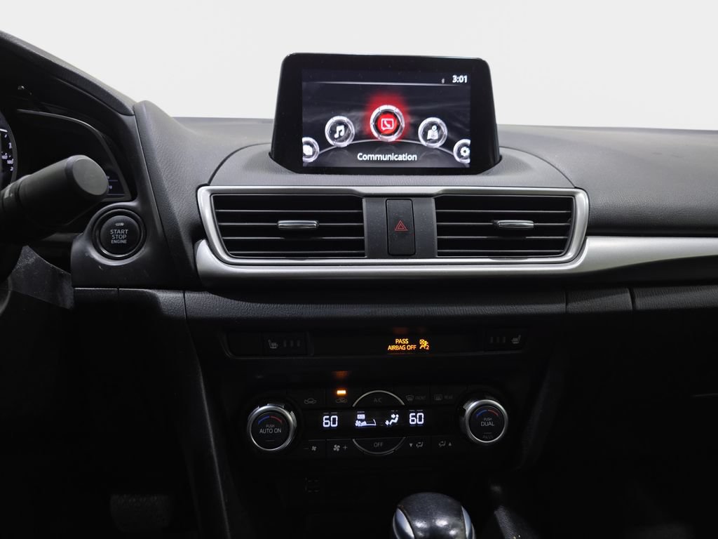 Used 2018 MAZDA MAZDA3 Touring FWD image 21