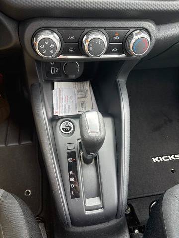 Used 2024 Nissan Kicks S FWD image 15