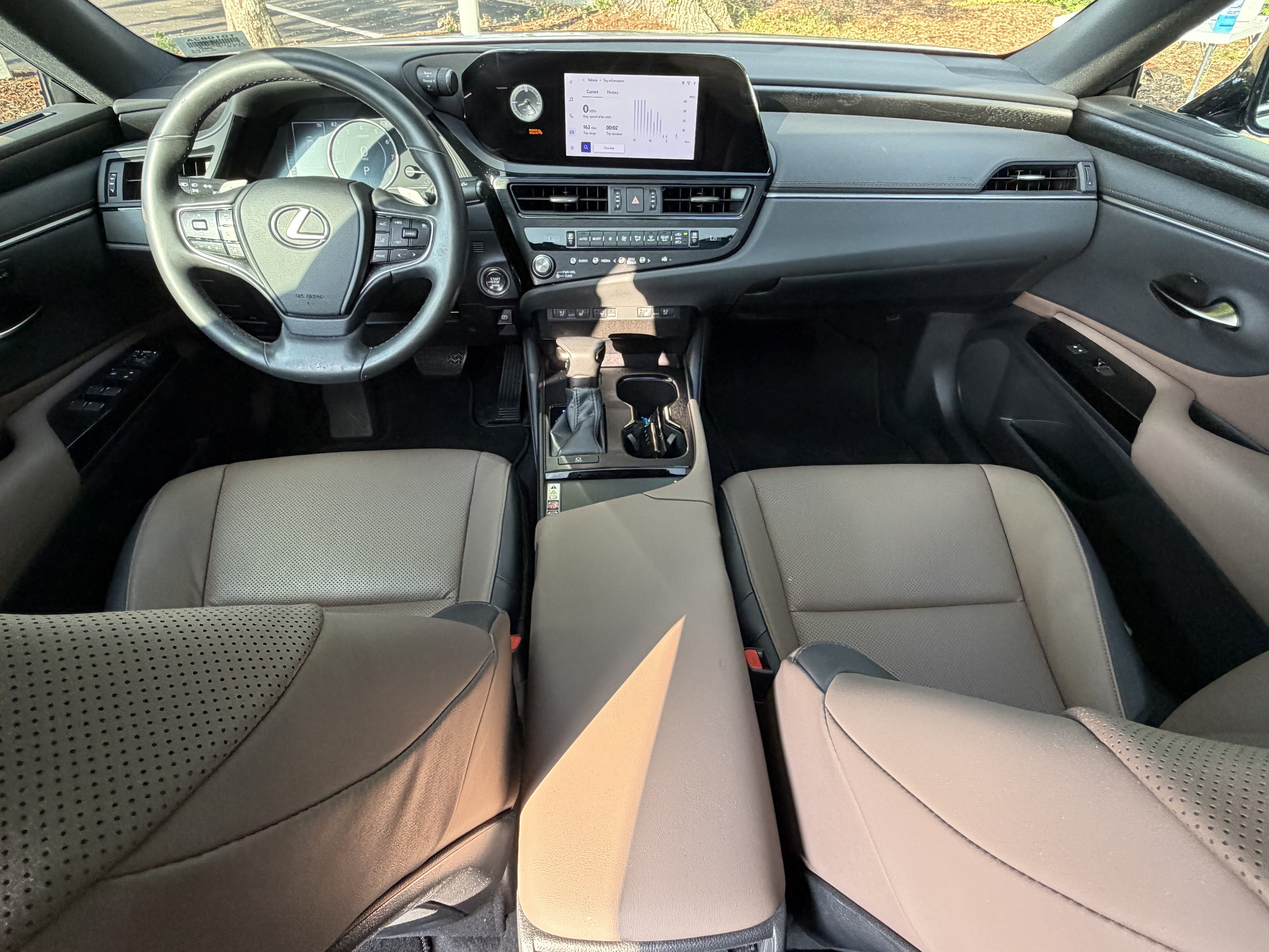 Certified 2023 Lexus ES 250 w/ Premium Package AWD/4WD image 34