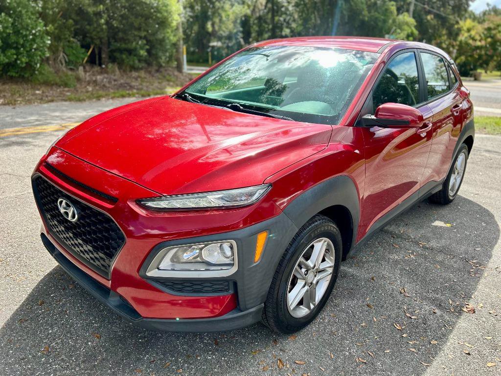 Used 2021 Hyundai Kona SE image 2