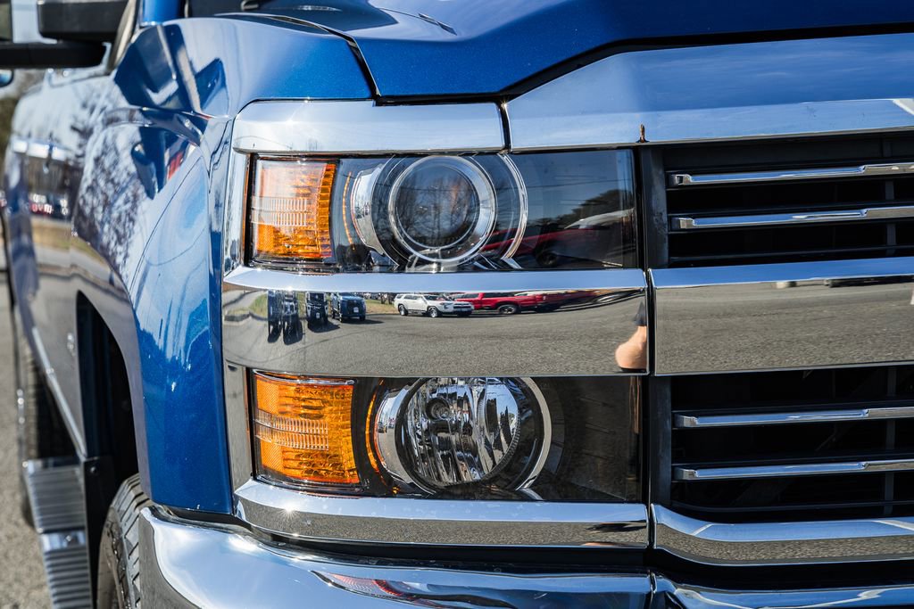 Used 2019 Chevrolet Silverado 3500 LTZ w/ Duramax Plus Package image 12