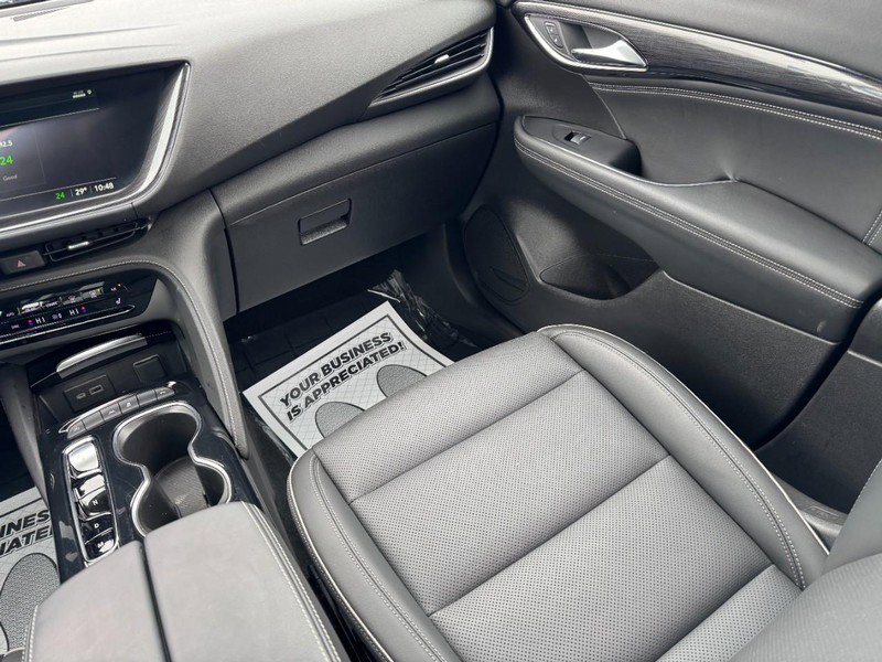 Used 2022 Buick Envision Essence w/ Safety Package image 15