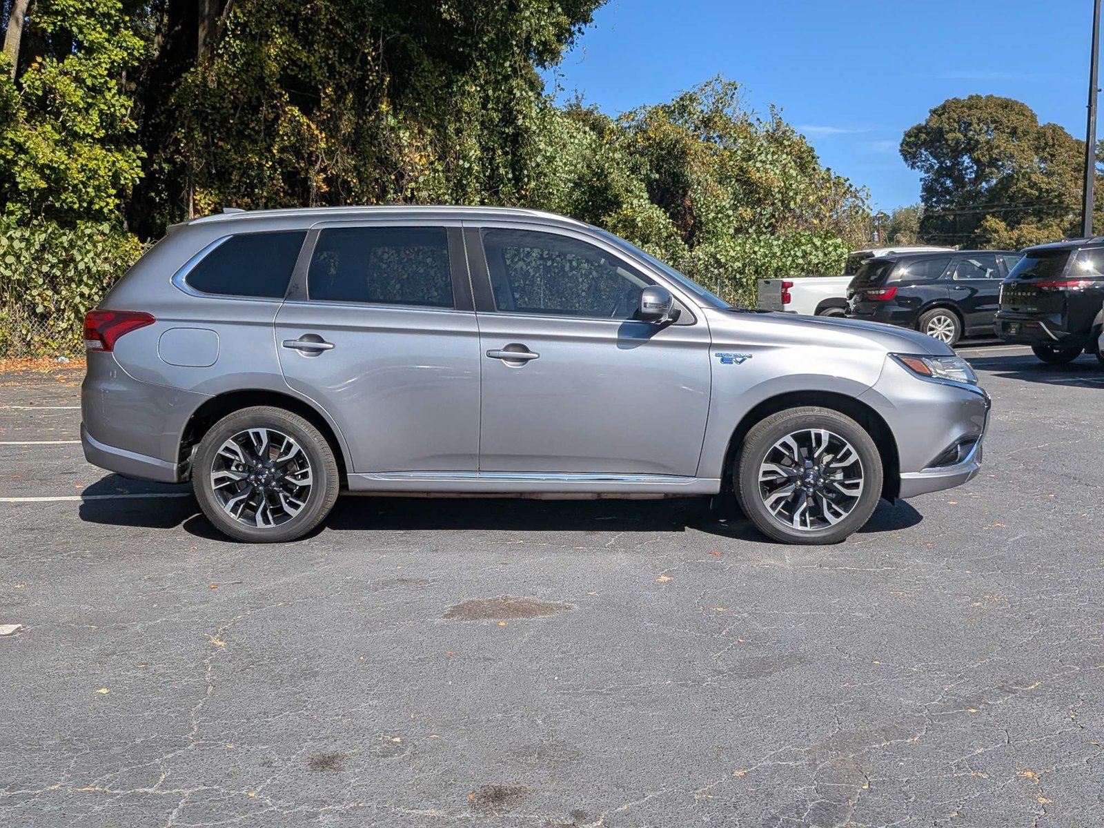 Used 2018 Mitsubishi Outlander GT AWD/4WD image 3