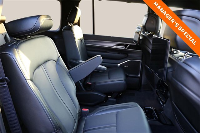 New 2025 Jeep Wagoneer L Series III w/ Rear Seat Video Group 1 image 14