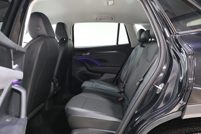Used 2026 Volkswagen Tiguan SE AWD/4WD image 29