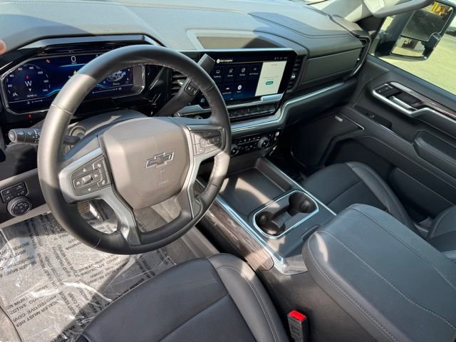 Used 2025 Chevrolet Silverado 3500 LTZ w/ Trail Boss Package image 15