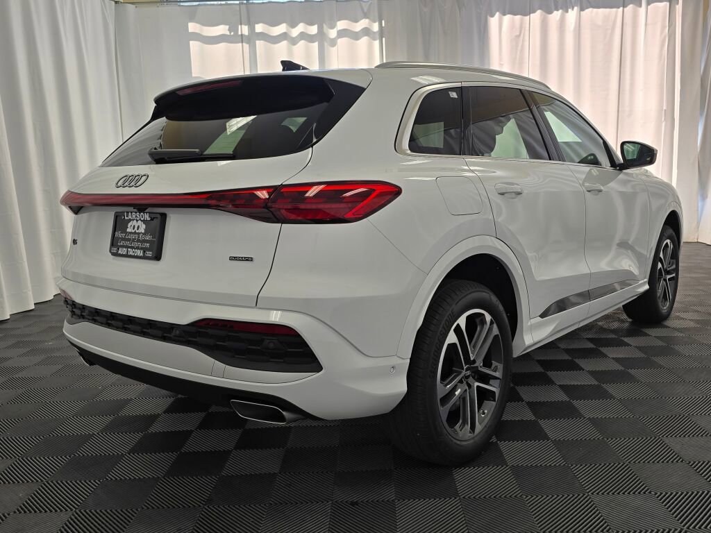 New 2025 Audi Q5 Premium image 6