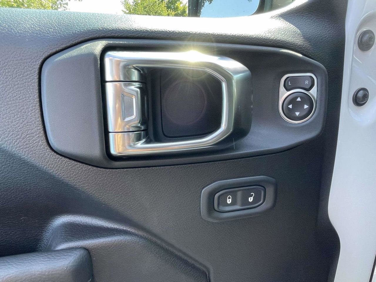 New 2026 Jeep Gladiator Rubicon AWD/4WD image 30