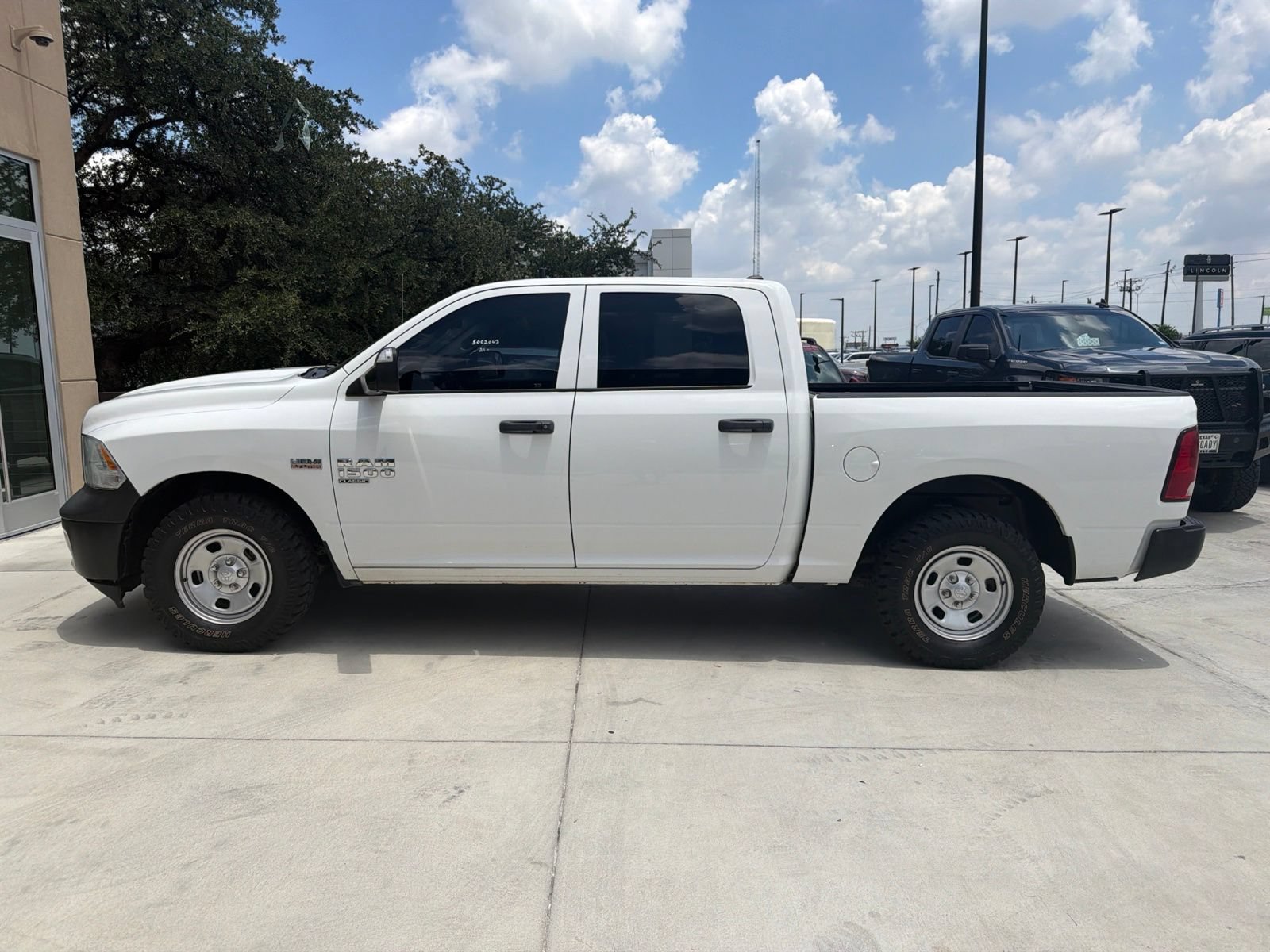 Used 2021 RAM 1500 Tradesman w/ Trailer Tow Group AWD/4WD image 7