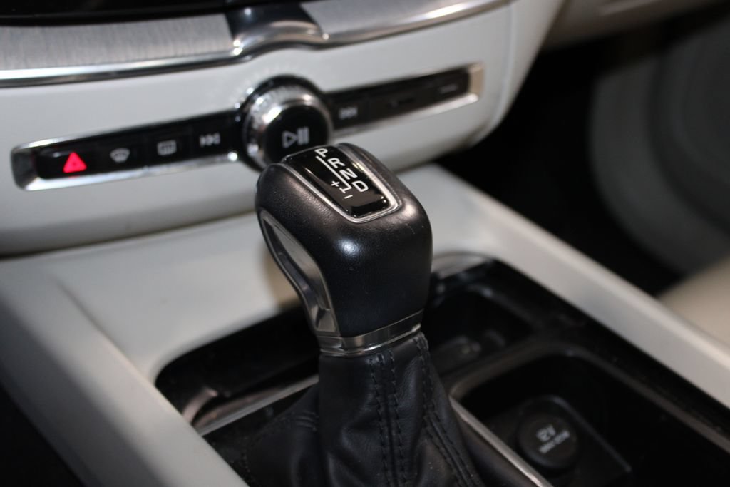 Used 2020 Volvo XC60 T5 Inscription FWD image 23