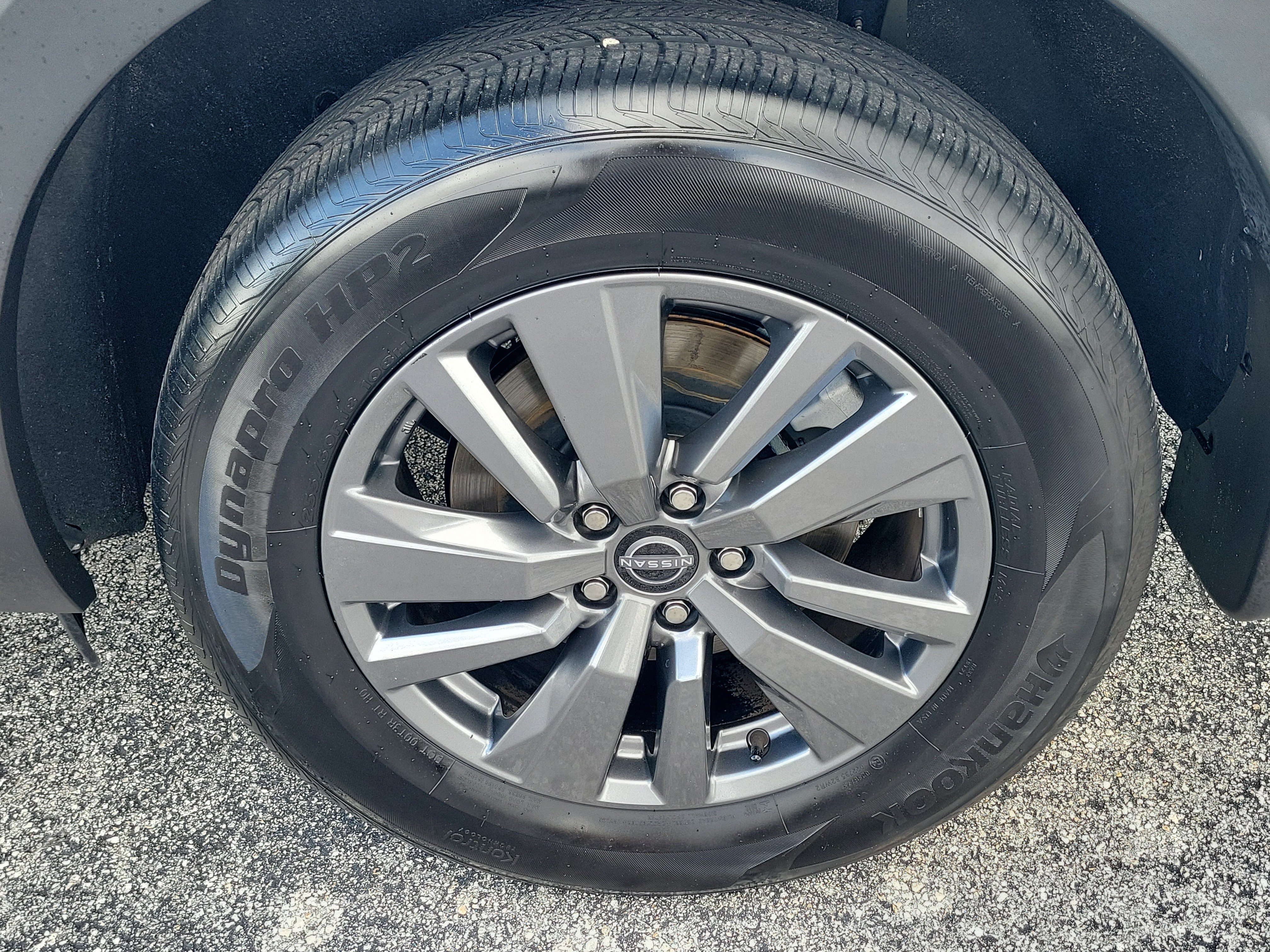 Certified 2025 Nissan Pathfinder S FWD image 8