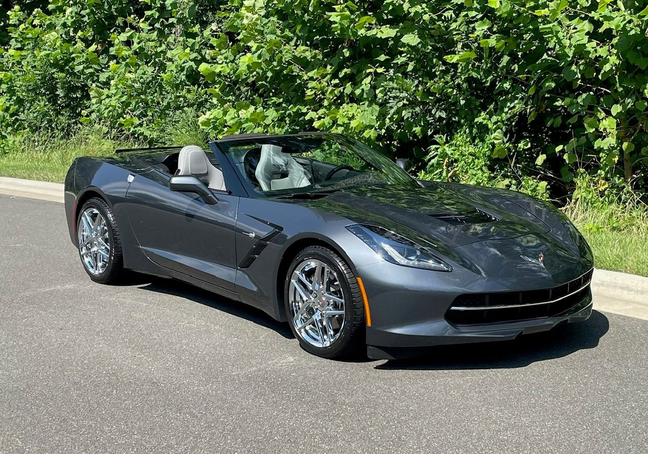 Used 2014 Chevrolet Corvette Stingray Convertible w/ 2LT Preferred Equipment Group image 14
