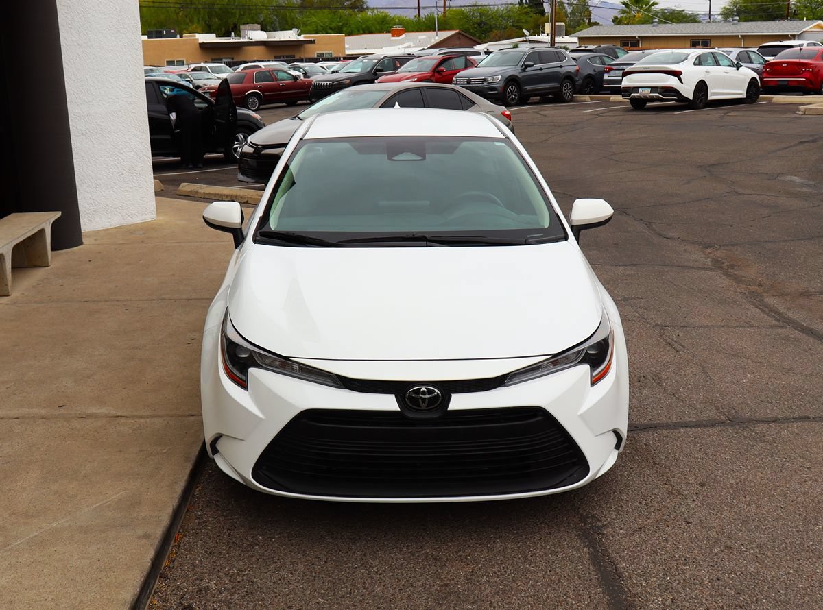 Used 2023 Toyota Corolla LE FWD image 15