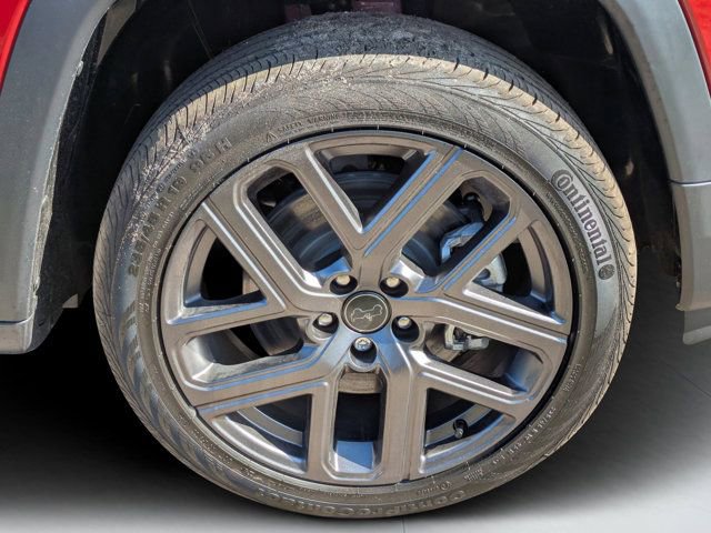 New 2026 Jeep Compass Latitude w/ Sun and Sound Group image 9