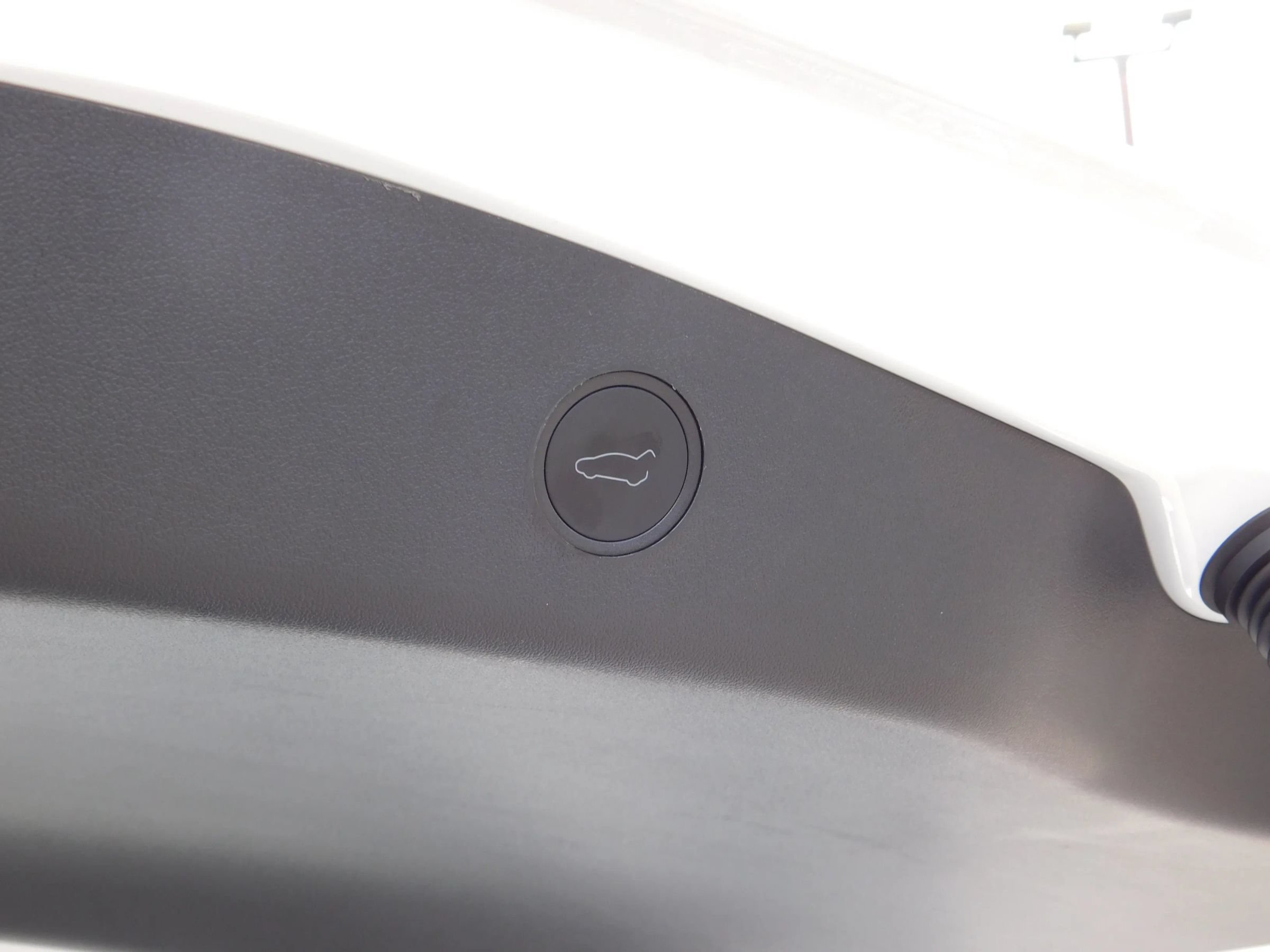 Used 2023 Tesla Model 3 Standard Range RWD image 8