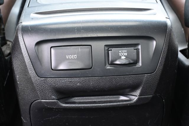 Used 2016 Toyota Sienna Limited Premium AWD/4WD image 28