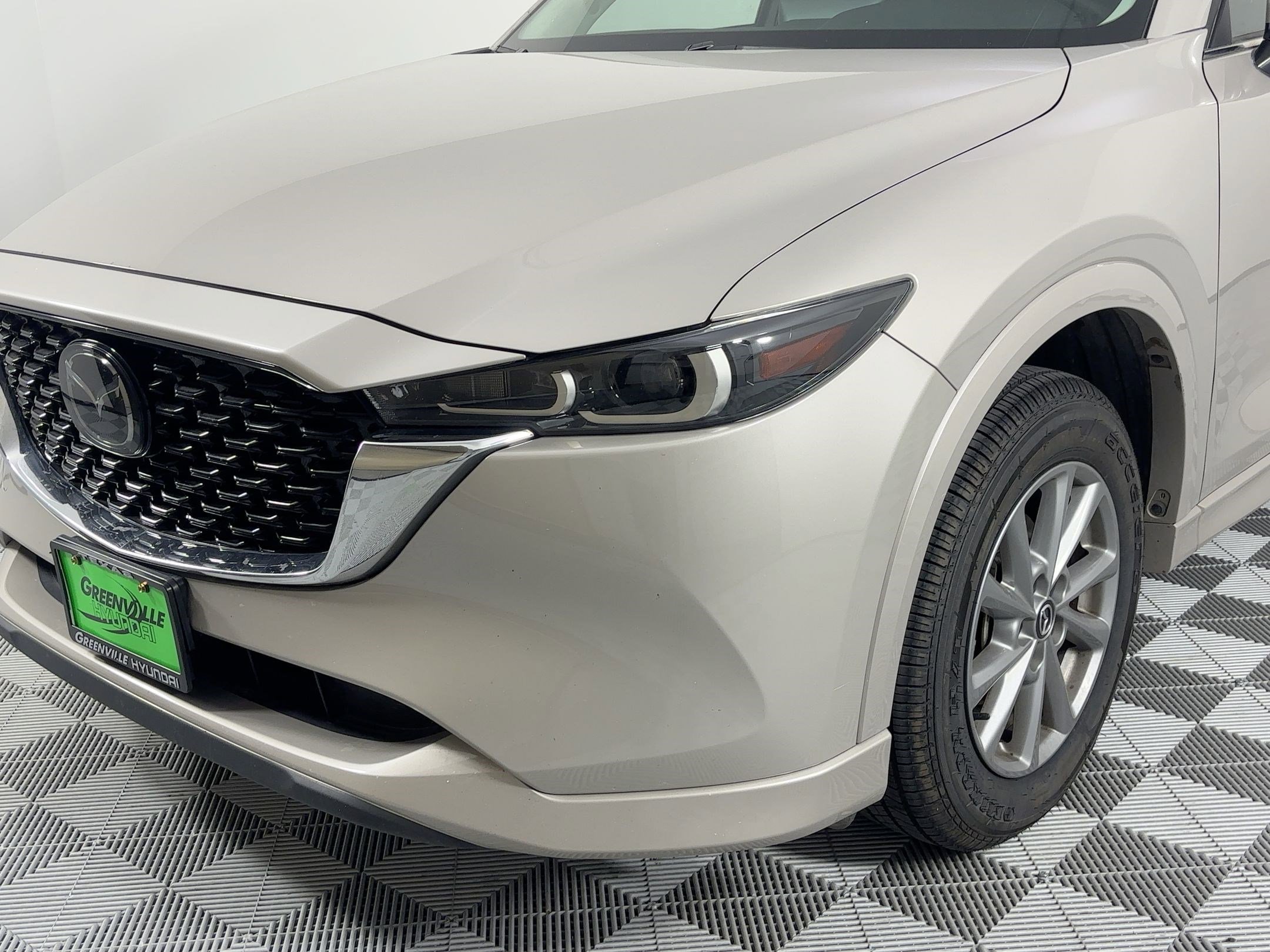 Used 2024 MAZDA CX-5 AWD 2.5 S w/ Select Package image 11