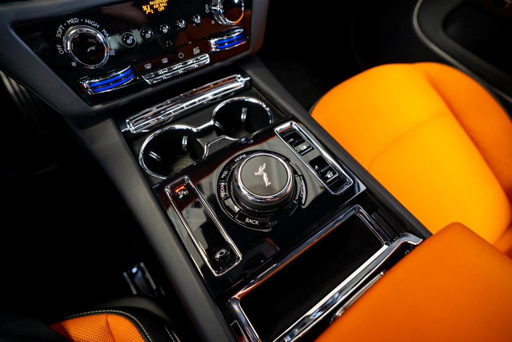 Used 2024 Rolls-Royce Spectre w/ Spectre Launch Package AWD/4WD image 43