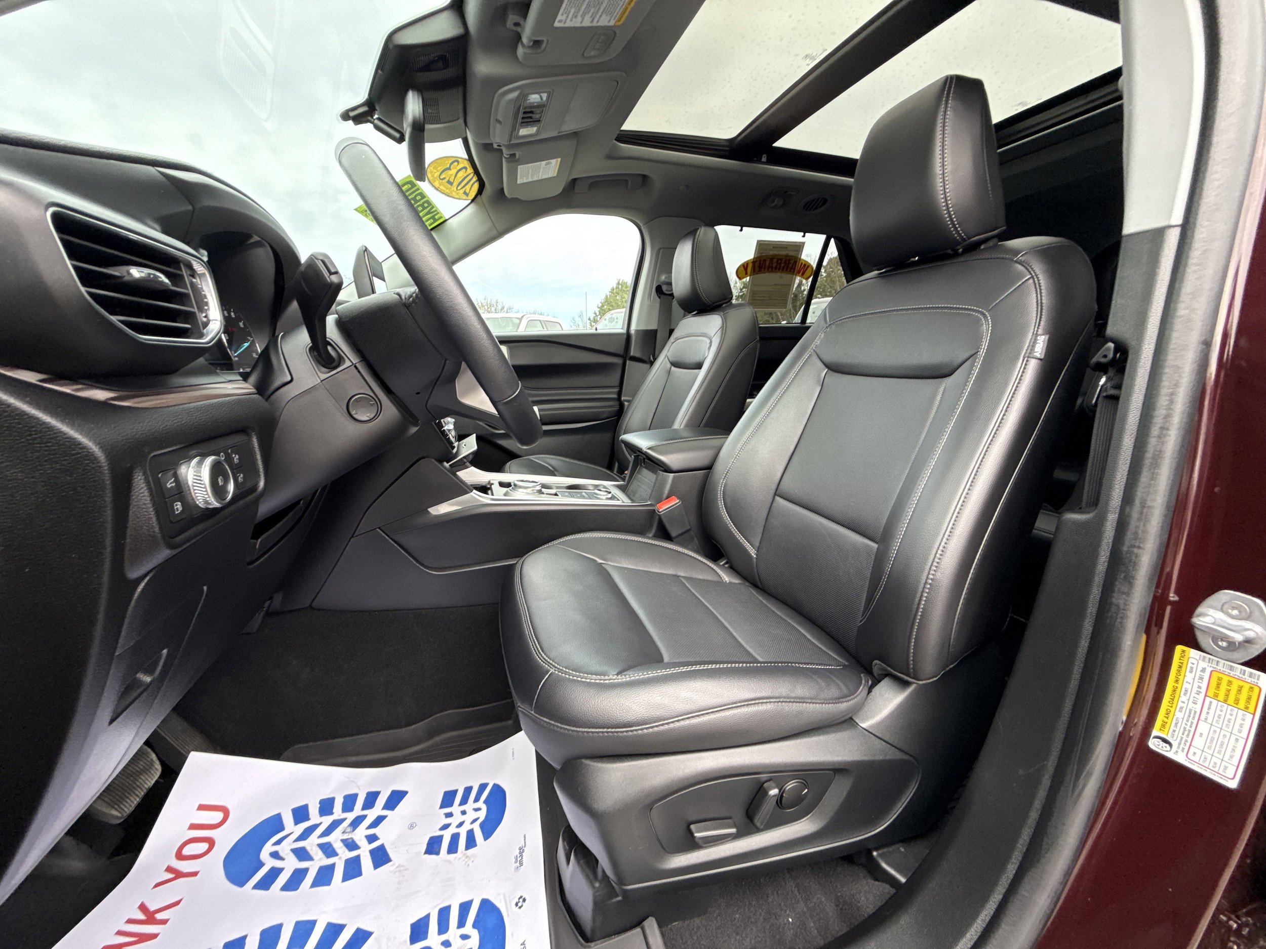 Used 2023 Ford Explorer Limited w/ Hybrid Equipment Group 310A AWD/4WD image 9