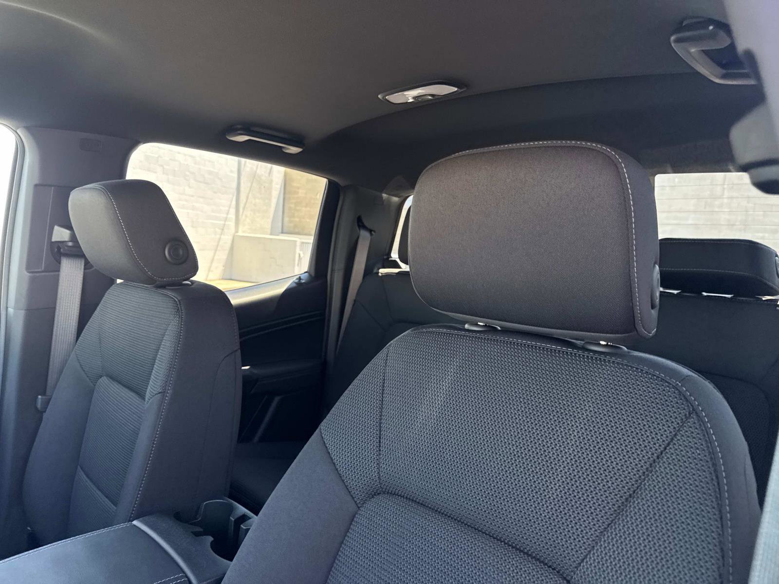 New 2025 GMC Canyon Elevation w/ Convenience Package image 21