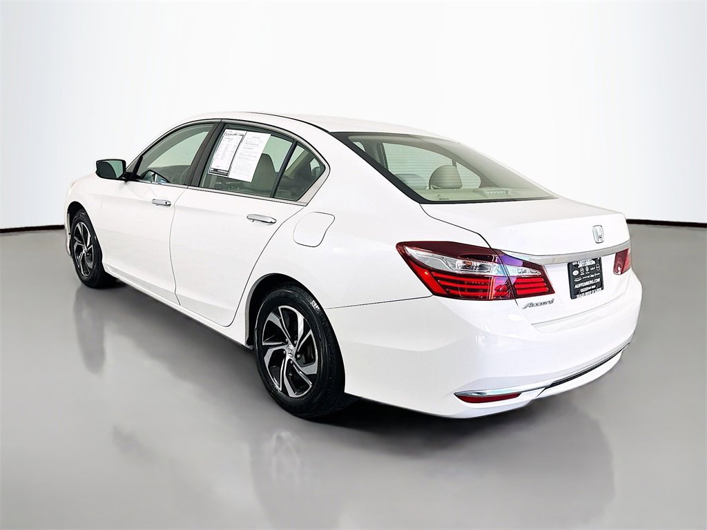 Used 2017 Honda Accord LX image 5
