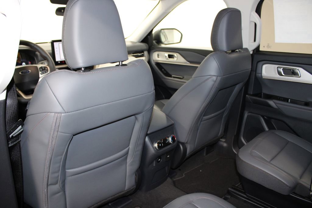 New 2026 Ford Explorer Active w/ Active Comfort Package image 26