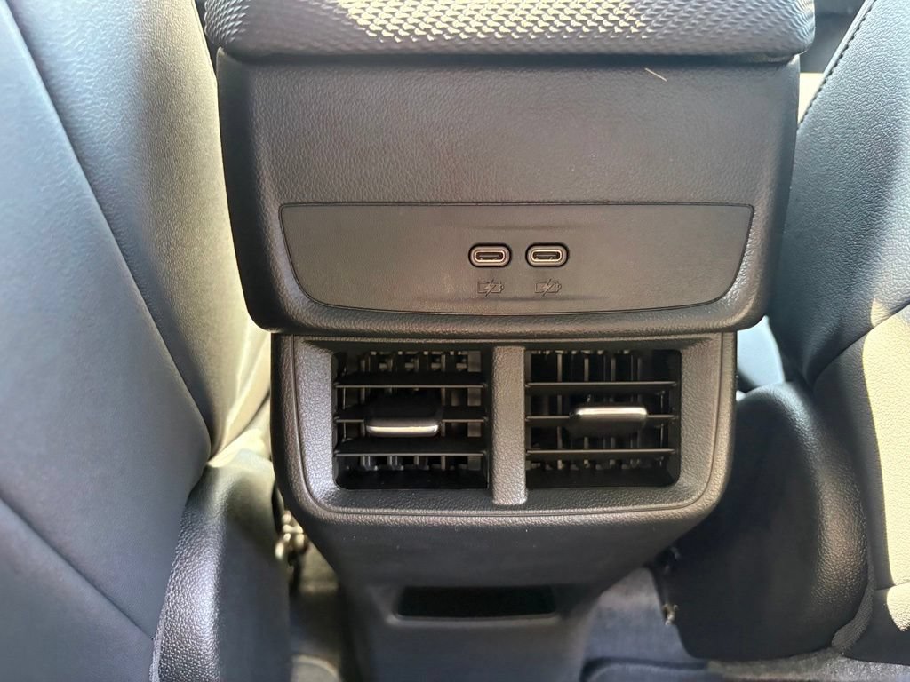 New 2027 Chevrolet Equinox LT w/ Convenience Package II FWD image 39