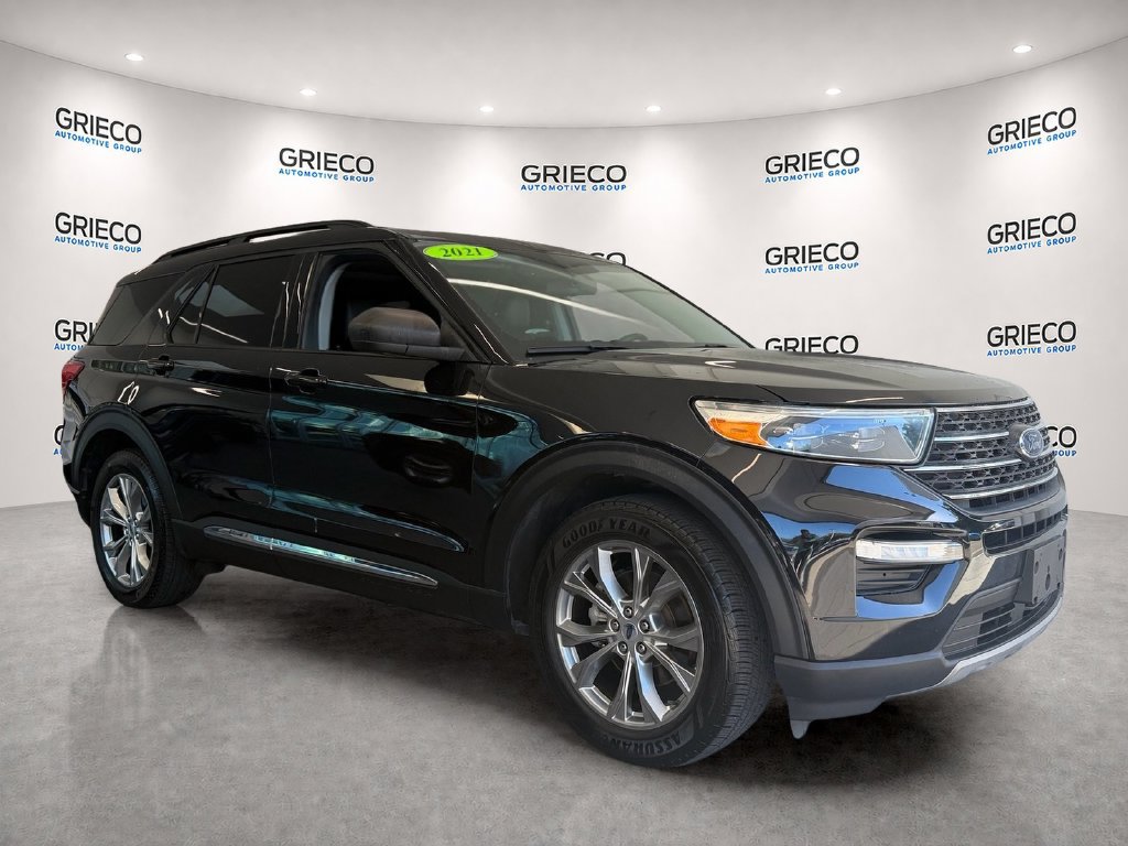 Used 2021 Ford Explorer XLT w/ Equipment Group 202A RWD image 1