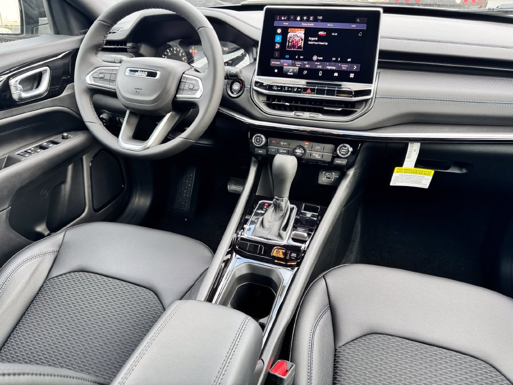 New 2026 Jeep Compass Latitude AWD/4WD image 11